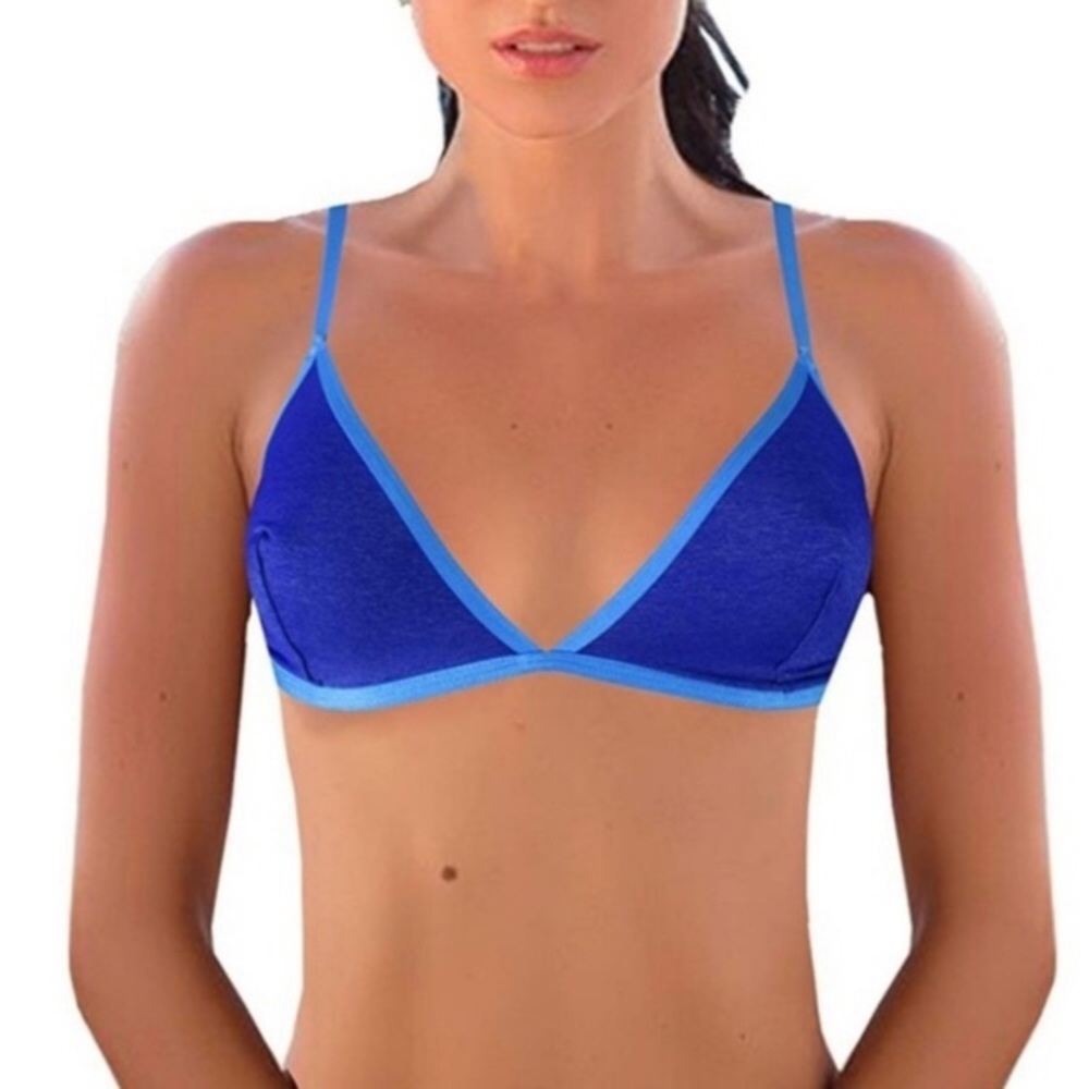 VICTORIA’S SECRET Blue Triangle BRA M NWT